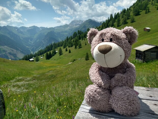 Dorfberg 2115 m mit Gewitter 23.06.25